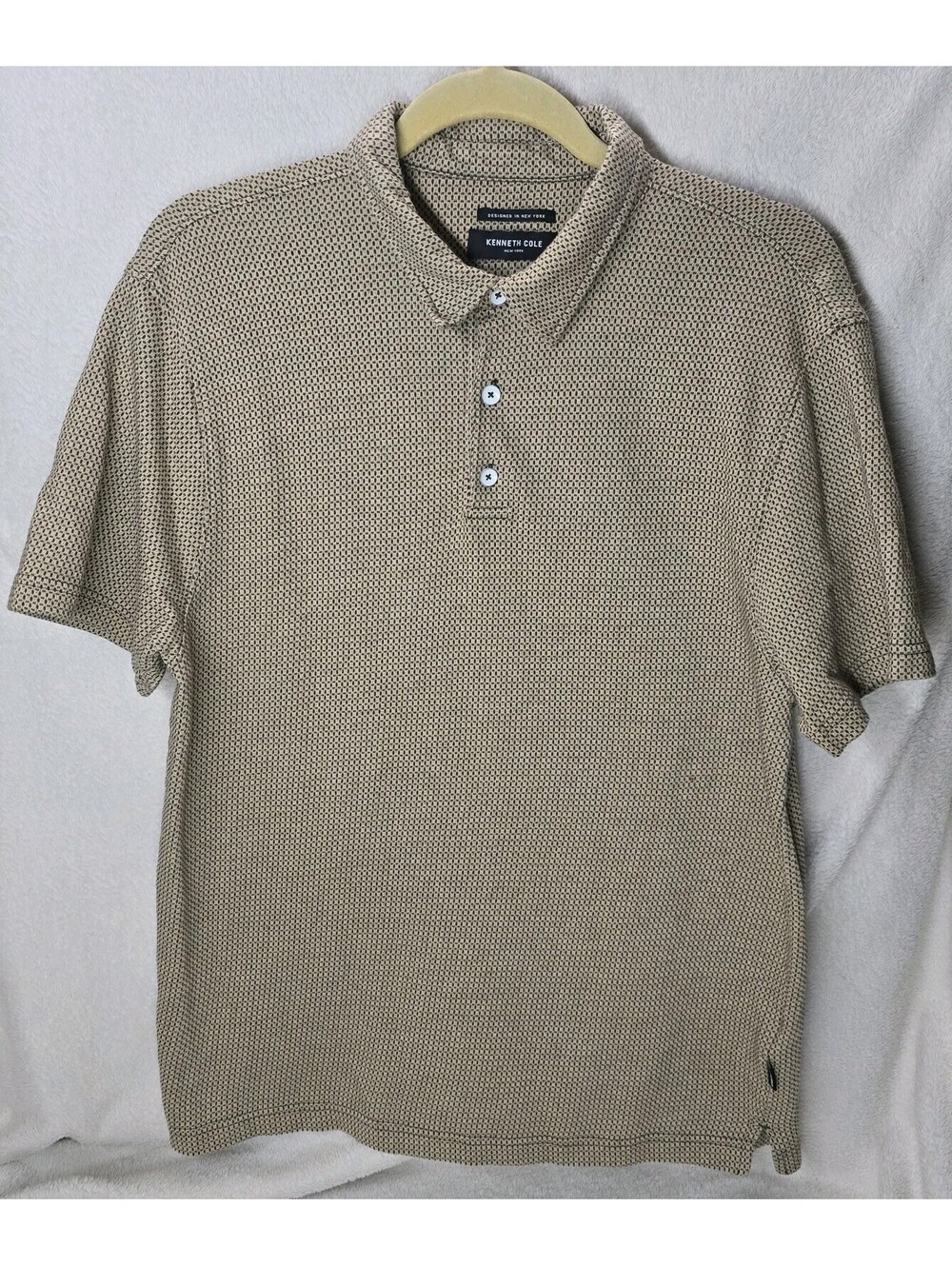 Kenneth Cole Men’s Large  Short Sleeve Casual Polo Shirt Classic Fit 100% Cotton